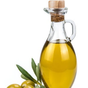 Gutes Olivenöl kaufen und Gerichte perfekt verfeinern